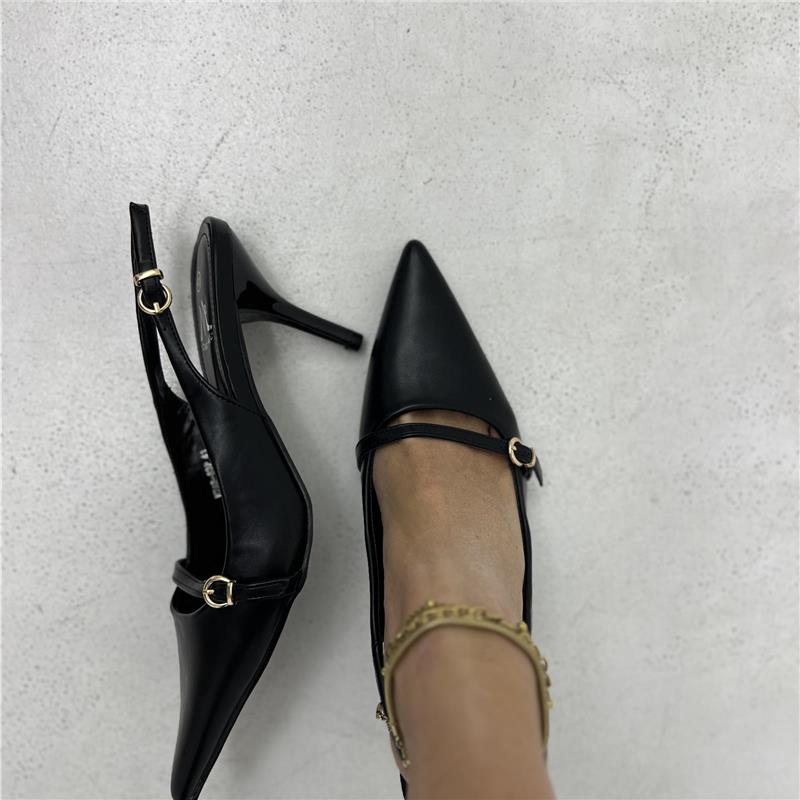 decoltè kitten slingback
